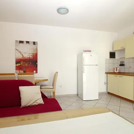 Apartment Fuer 5 Personen Ca 55 Qm In Medulin, Istrien Suedkueste Von Istrien